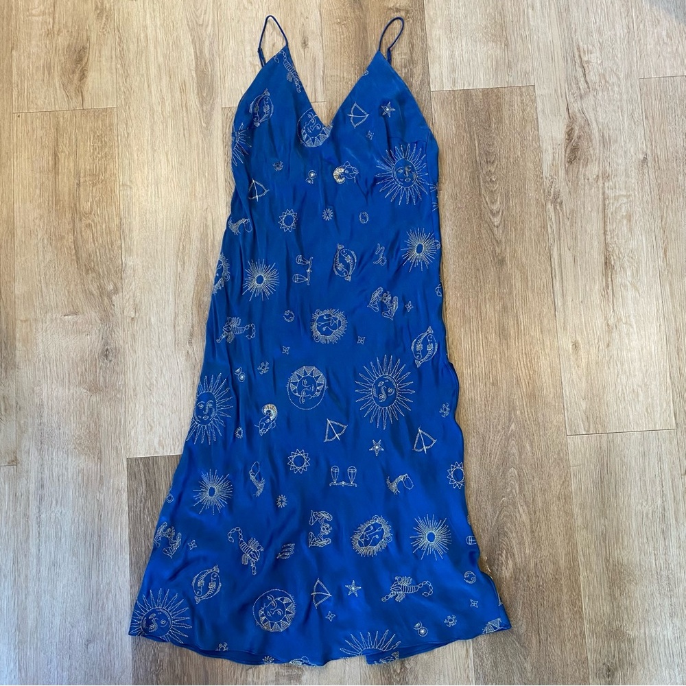 REALISATION PAR 1996 ZODIAC DRESS